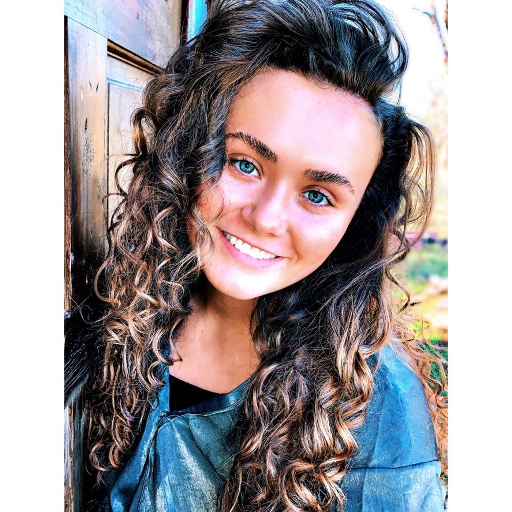 🌼 Meet your Posher, Grace 💖